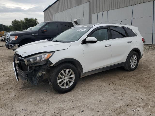 KIA SORENTO LX 2016 with VIN 5XYPG4A36GG133909 - Photo from auction
