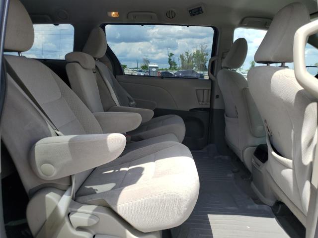 Photo 11 from auction – 2016 TOYOTA SIENNA LE with VIN 5TDKK3DC0GS752426