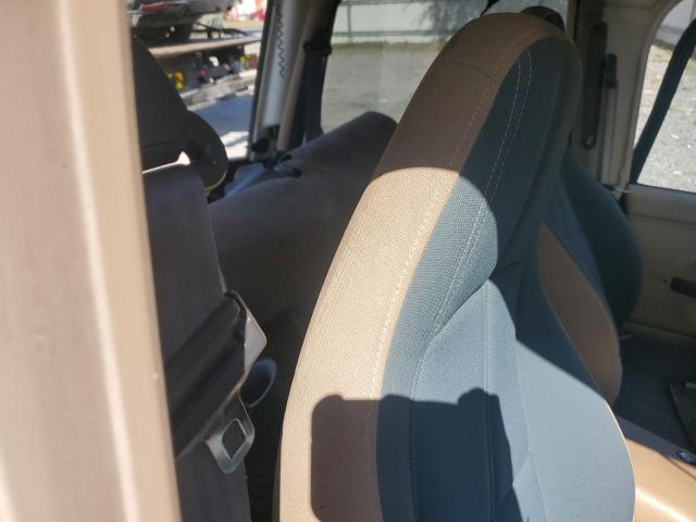 Photo 10 from auction – 2000 JEEP WRANGLER / with VIN 1J4FA59S0YP720856