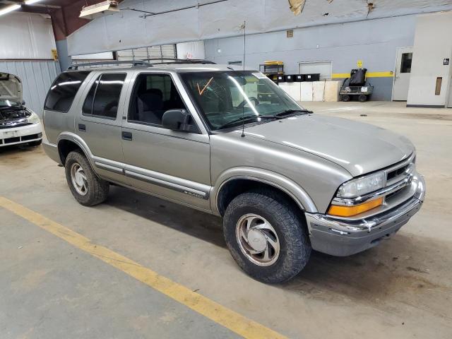 Photo 4 from auction – 2001 CHEVROLET BLAZER with VIN 1GNDT13W712214351