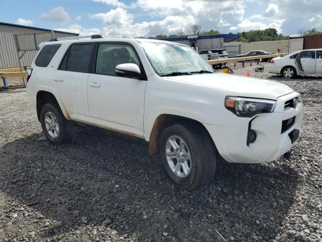 Photo 4 from auction – 2022 TOYOTA 4RUNNER SR with VIN JTENU5JR2N5978560