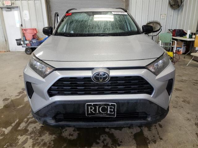Photo 5 from auction – 2019 TOYOTA RAV4 LE with VIN 2T3H1RFV7KW054174