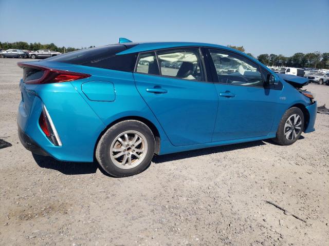Photo 3 from auction – 2017 TOYOTA PRIUS PRIM with VIN JTDKARFP0H3033993