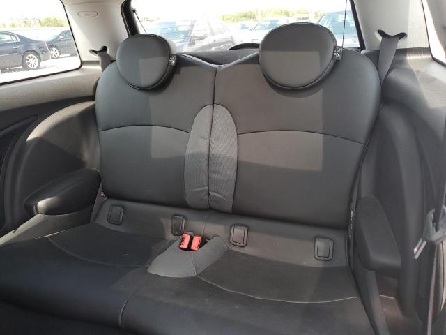 Photo 10 from auction – 2010 MINI COOPER S with VIN WMWMF7C54ATZ69913