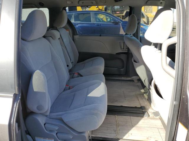 Photo 11 from auction – 2015 TOYOTA SIENNA LE with VIN 5TDKK3DC0FS583524