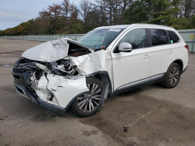 MITSUBISHI OUTLANDER 2019 with VIN JA4AZ3A3XKZ039627 - Photo from auction