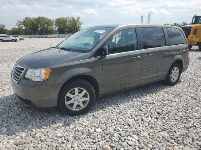 CHRYSLER TOWN & COU 2010 with VIN 2A4RR2D1XAR391204 - Photo from auction