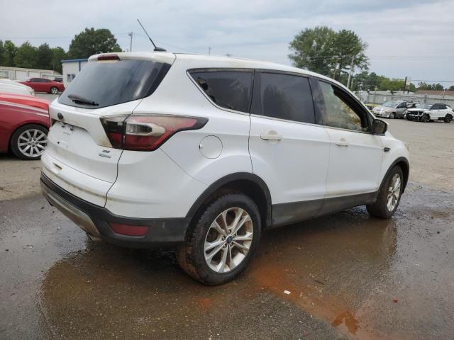 Photo 3 from auction – 2017 FORD ESCAPE SE with VIN 1FMCU0GD7HUB05290