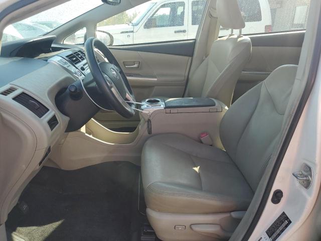 Photo 7 from auction – 2014 TOYOTA PRIUS V with VIN JTDZN3EU4EJ005046