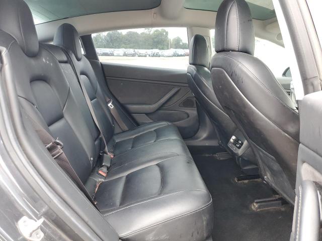 Photo 10 from auction – 2018 TESLA MODEL 3 with VIN 5YJ3E1EA7JF077487