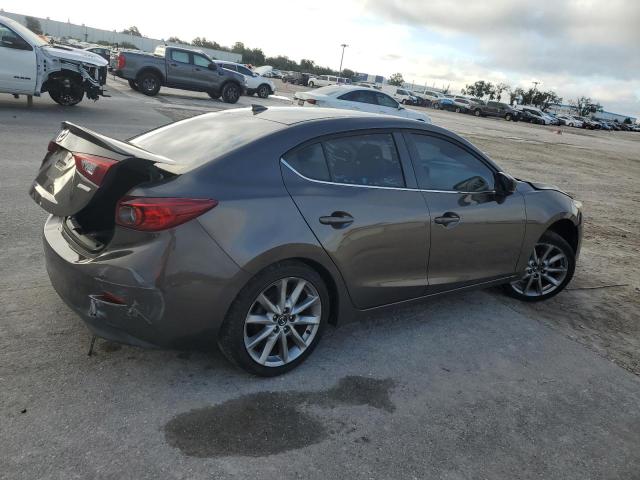 Photo 3 from auction – 2018 MAZDA 3 TOURING with VIN 3MZBN1V37JM175702