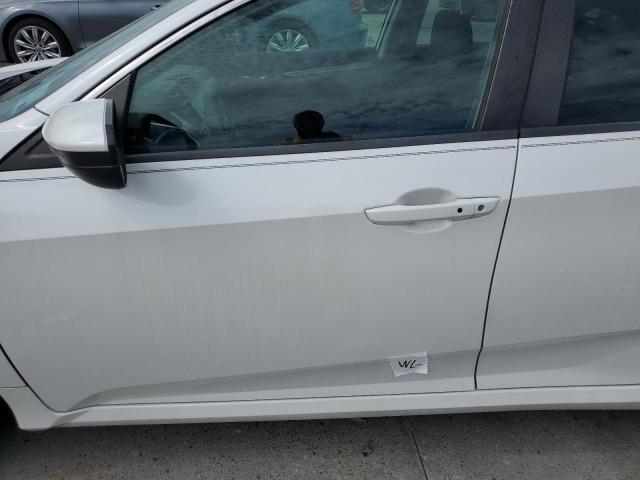 Photo 12 from auction – 2016 HONDA CIVIC EX with VIN 19XFC2F7XGE090230