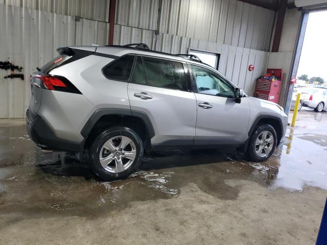 Photo 3 from auction – 2023 TOYOTA RAV4 XLE with VIN 2T3W1RFVXPC216346