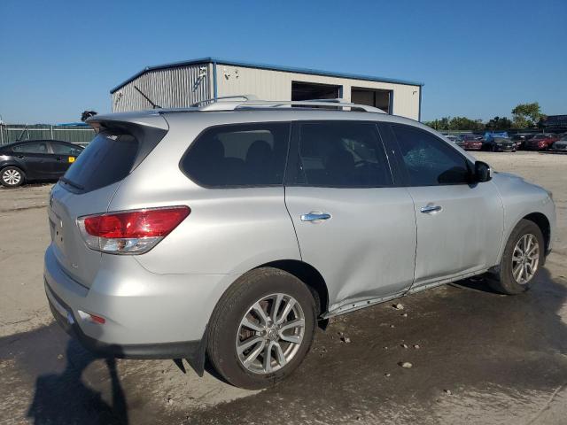Photo 3 from auction – 2015 NISSAN PATHFINDER with VIN 5N1AR2MM7FC701799