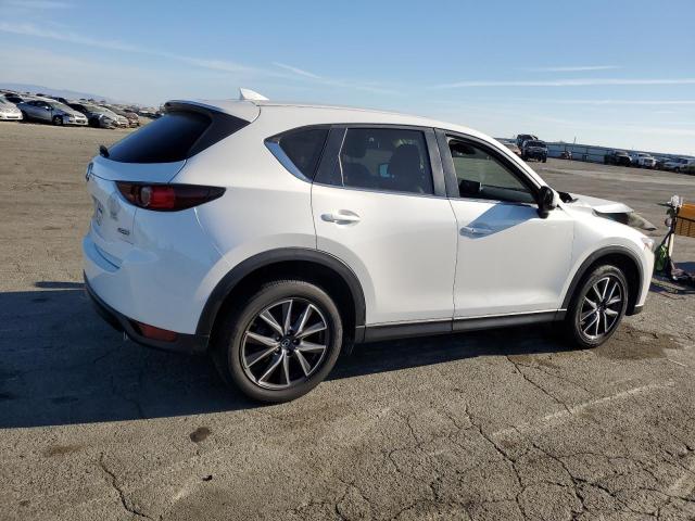 Photo 3 from auction – 2018 MAZDA CX-5 TOURI with VIN JM3KFBCM0J0421369