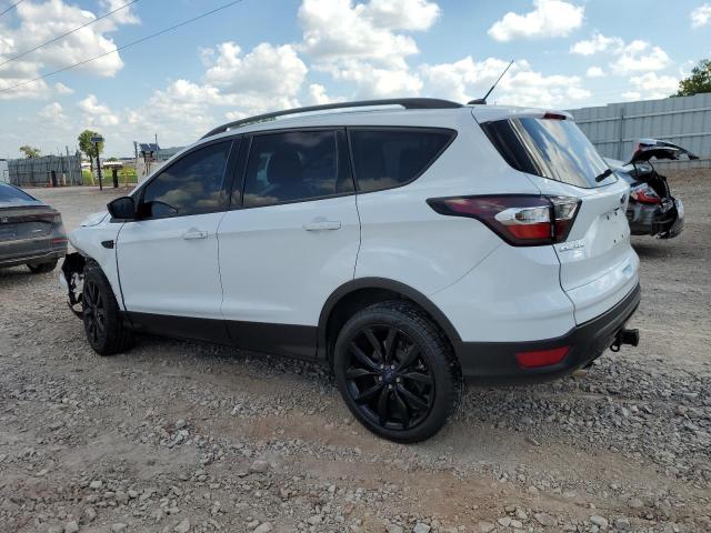 Photo 2 from auction – 2017 FORD ESCAPE SE with VIN 1FMCU0G99HUE98642