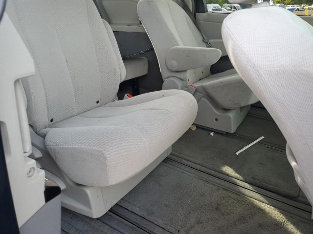 Photo 11 from auction – 2012 TOYOTA SIENNA LE with VIN 5TDJK3DC2CS037962
