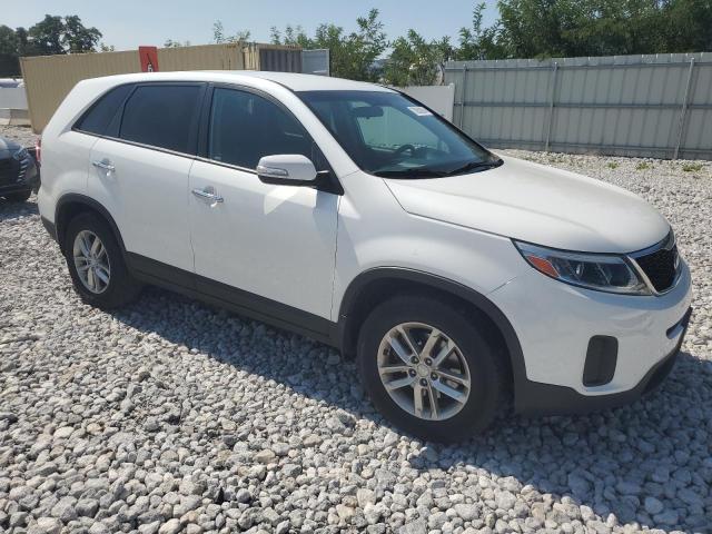 Photo 4 from auction – 2015 KIA SORENTO LX with VIN 5XYKT3A64FG630479
