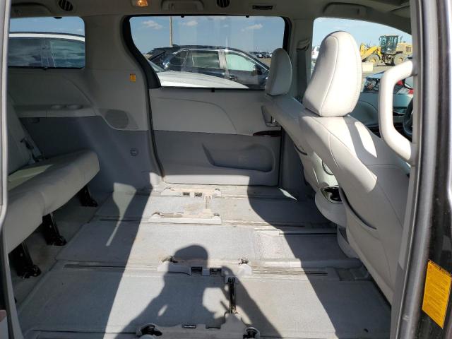 Photo 11 from auction – 2012 TOYOTA SIENNA XLE with VIN 5TDDK3DC8CS040829