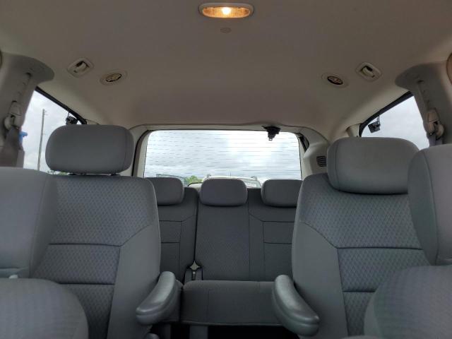 Photo 10 from auction – 2010 CHRYSLER TOWN & COU with VIN 2A4RR4DE7AR150649