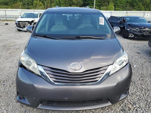 Photo 5 from auction – 2017 TOYOTA SIENNA LE with VIN 5TDKZ3DC3HS849942