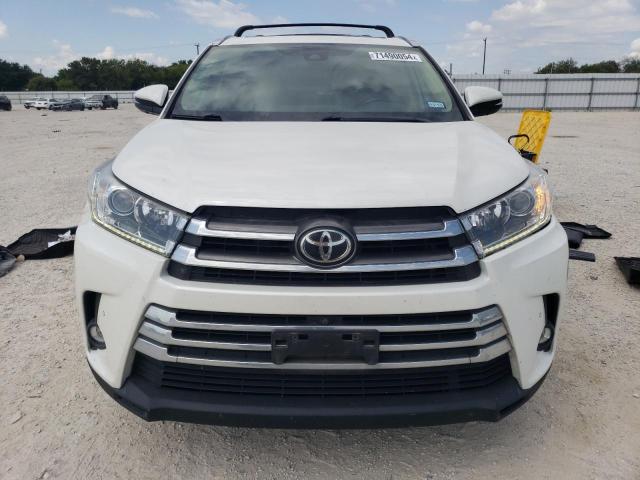 Photo 5 from auction – 2019 TOYOTA HIGHLANDER with VIN 5TDDZRFH9KS985777