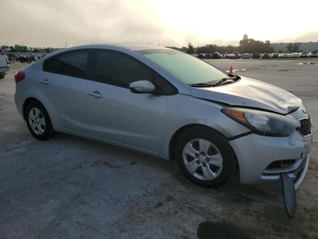 Photo 4 from auction – 2015 KIA FORTE LX with VIN KNAFX4A64F5410549