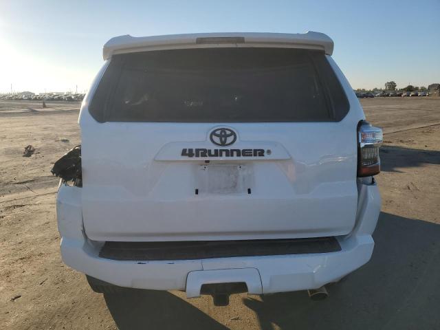 Photo 6 from auction – 2016 TOYOTA 4RUNNER SR with VIN JTEZU5JR6G5112509