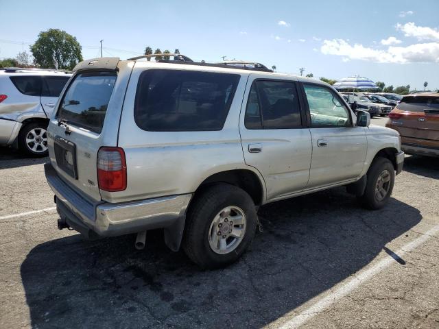 Photo 3 from auction – 2000 TOYOTA 4RUNNER SR with VIN JT3GN86R1Y0160232