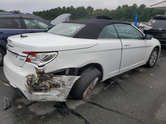Photo 3 from auction – 2012 CHRYSLER 200 TOURIN with VIN 1C3BCBEB3CN208665