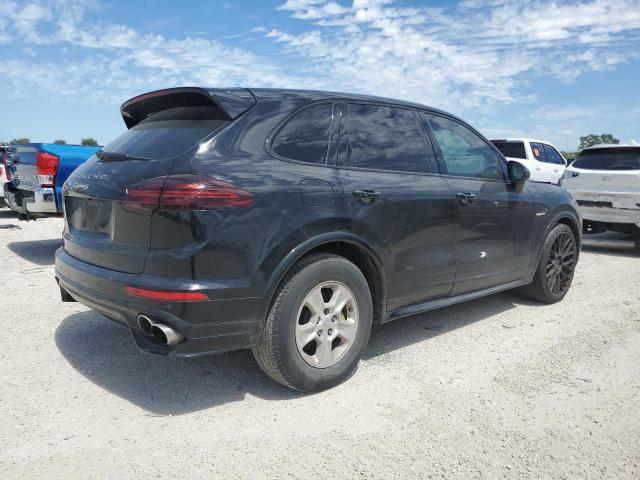 Photo 3 from auction – 2015 PORSCHE CAYENNE SE with VIN WP1AE2A23FLA52410