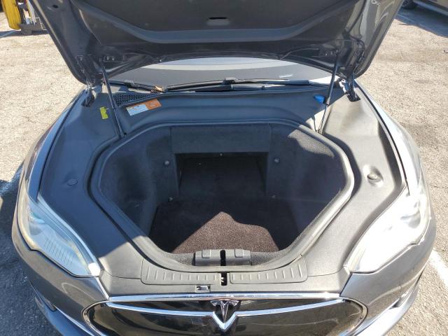 Photo 11 from auction – 2013 TESLA MODEL S with VIN 5YJSA1CG1DFP04266