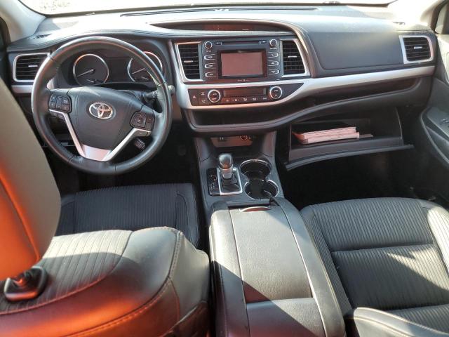 Photo 8 from auction – 2015 TOYOTA HIGHLANDER with VIN 5TDZKRFH9FS100333