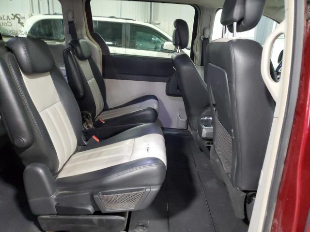 Photo 11 from auction – 2010 CHRYSLER TOWN & COU with VIN 2A4RR8D11AR458310