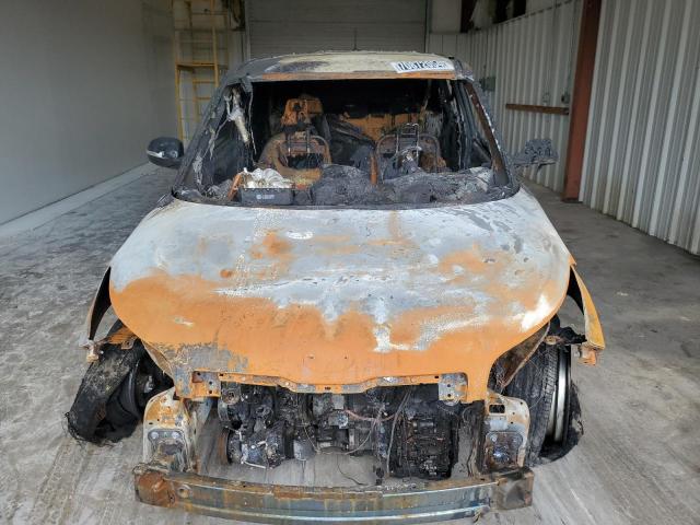 Photo 5 from auction – 2017 KIA SOUL with VIN KNDJN2A22H7432755