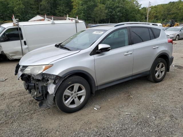 TOYOTA RAV4 XLE 2014 with VIN 2T3RFREV6EW202598 - Photo from auction