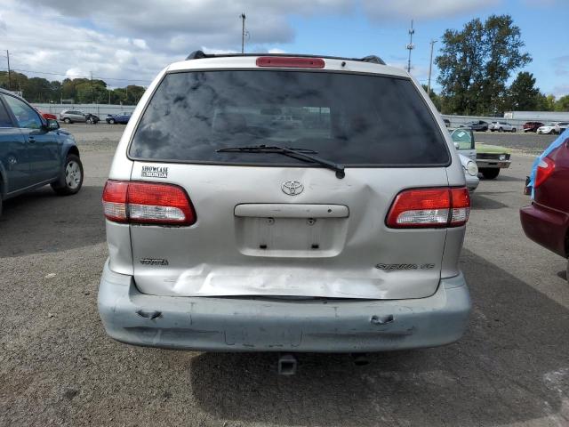 Photo 6 from auction – 2002 TOYOTA SIENNA CE with VIN 4T3ZF19C02U468964