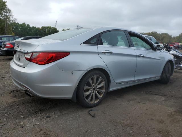 Photo 3 from auction – 2012 HYUNDAI SONATA SE with VIN 5NPEC4AC5CH373281