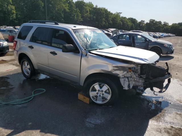 Photo 4 from auction – 2010 FORD ESCAPE XLT with VIN 1FMCU0DG6AKD16187