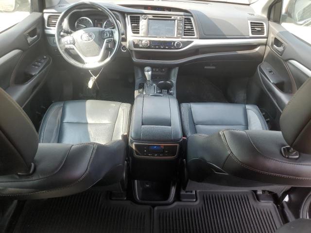 Photo 8 from auction – 2017 TOYOTA HIGHLANDER with VIN 5TDJZRFH8HS397624