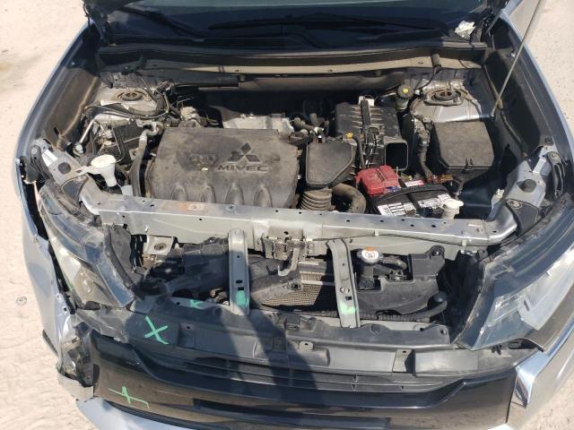 صورة رقم 12 من المزاد - 2017 MITSUBISHI OUTLANDER مع VIN JA4AD3A36HZ019902