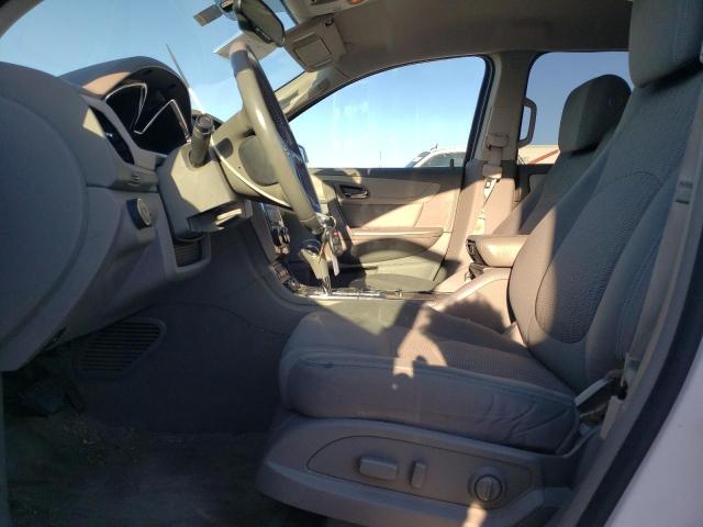 Photo 7 from auction – 2017 CHEVROLET TRAVERSE L with VIN 1GNKRHKD3HJ133524