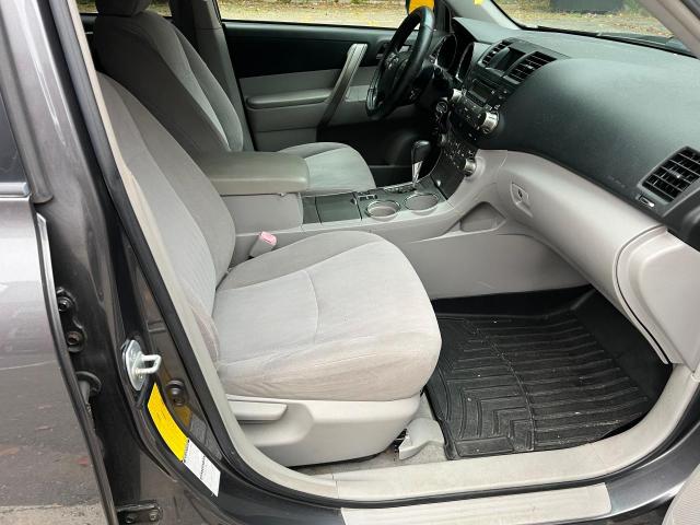 Photo 5 from auction – 2008 TOYOTA HIGHLANDER with VIN JTEES43A682098510