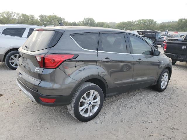 Photo 3 from auction – 2019 FORD ESCAPE SE with VIN 1FMCU0GD6KUC03721