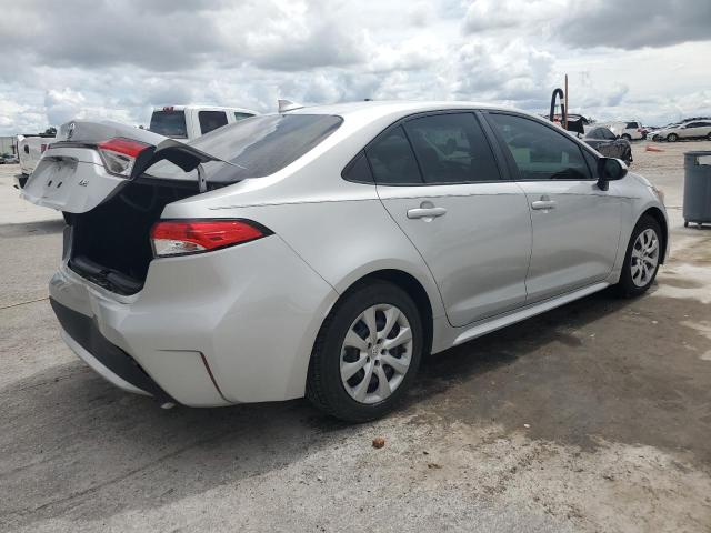 Photo 3 from auction – 2021 TOYOTA COROLLA LE with VIN 5YFEPMAE0MP152469