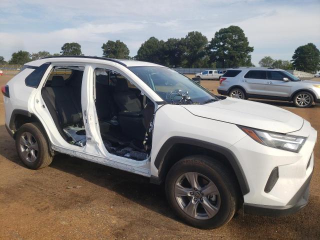 Photo 4 from auction – 2024 TOYOTA RAV4 XLE with VIN 2T3W1RFV2RW302879
