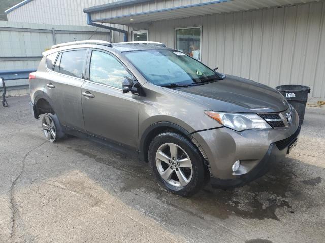 Photo 4 from auction – 2015 TOYOTA RAV4 XLE with VIN 2T3RFREV4FW252966