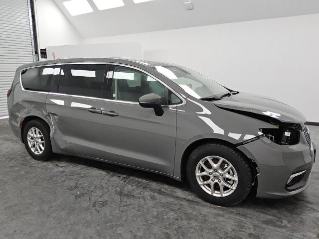 Photo 4 from auction – 2023 CHRYSLER PACIFICA T with VIN 2C4RC1BGXPR549610