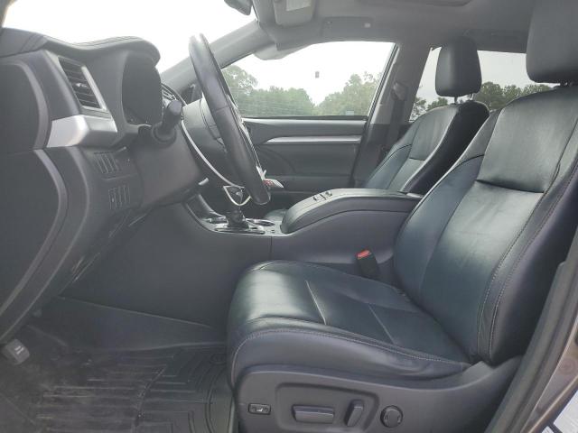 Photo 7 from auction – 2015 TOYOTA HIGHLANDER with VIN 5TDKKRFH0FS061312