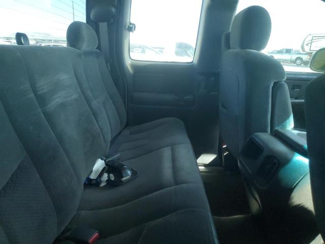 Photo 10 from auction – 2003 CHEVROLET SILVERADO with VIN 1GCHK29U13E132268